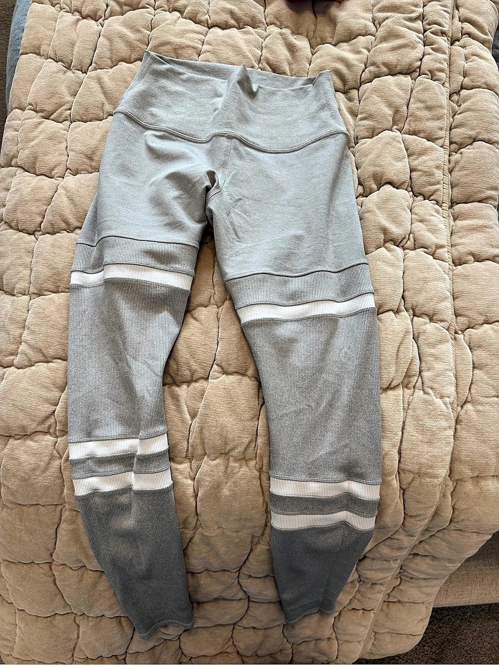 alo Gray Leggings Size Small